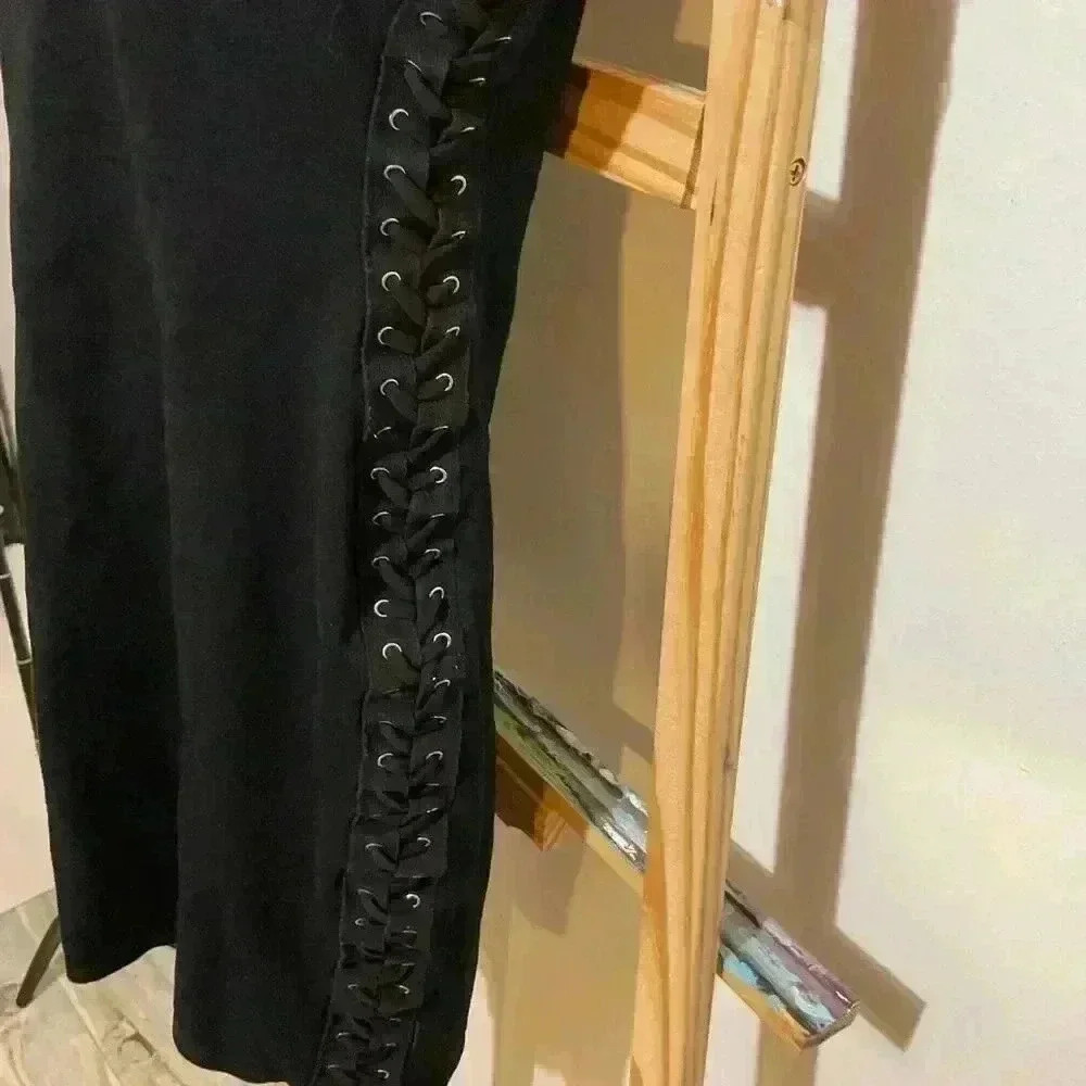 B Darlin bodycon black dress with side ribbons and a zip closure size medium - Picture 4 of 8